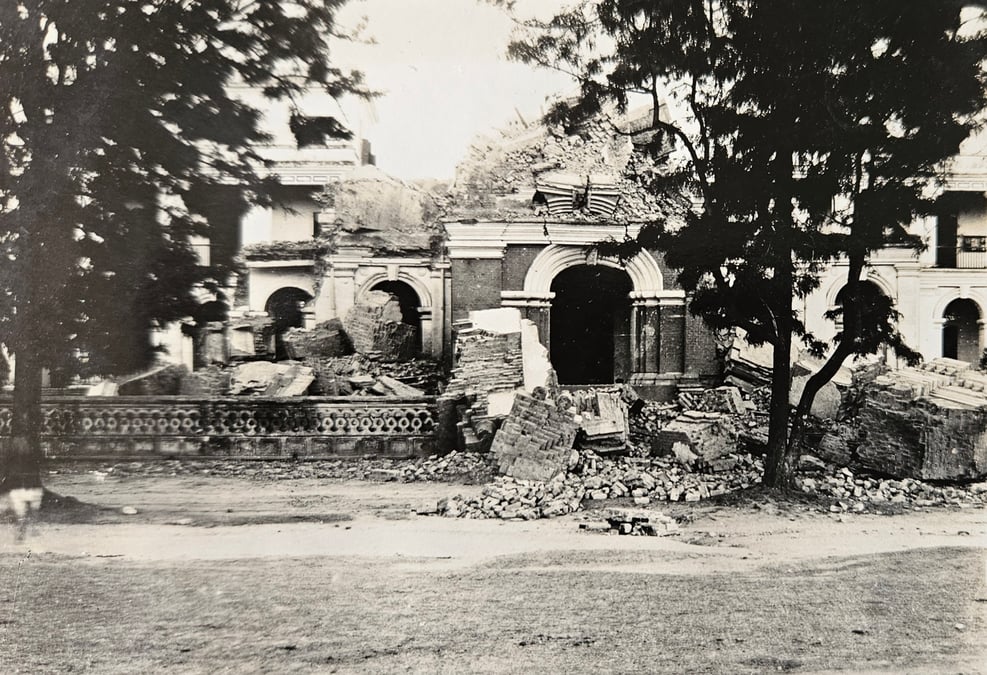 KATHMANDU, 15 JANUARY 1934: Ruins of the Ghanta Ghar tower after the Great Earthquake 91 years ago that killed 10,000 people in Kathmandu Valley. ALL PHOTOS: KEDAR MANI DIXIT ARCHIVES