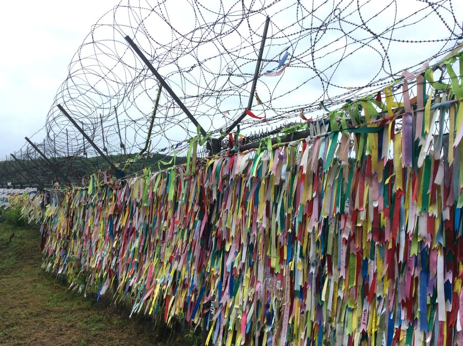 Prayers for peace at the Korean border. Photo: GLOBAL MINISTERIES
