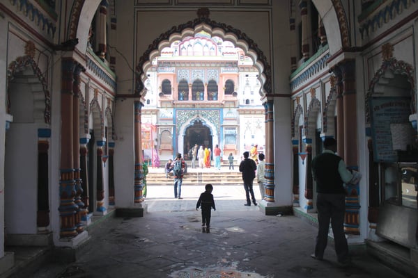 Only genuine devolution will douse separatism