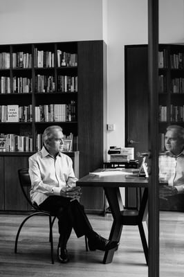 Staying neutral in a US-China confrontation