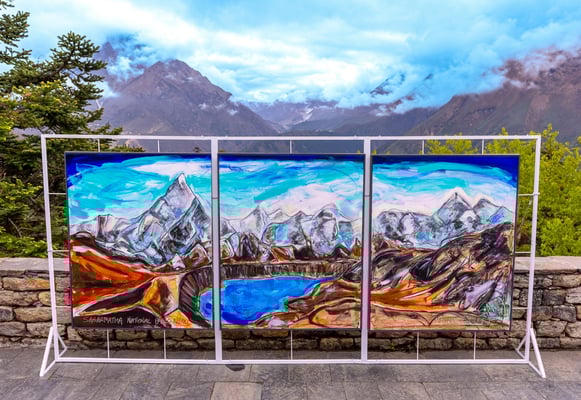 Everest's natural heritage on canvas