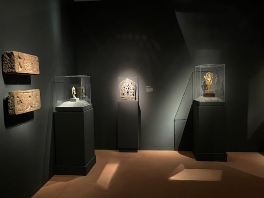 In search of stolen gods at the Met