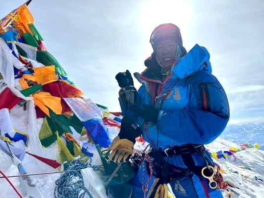 First Scotch on the summit of Everest