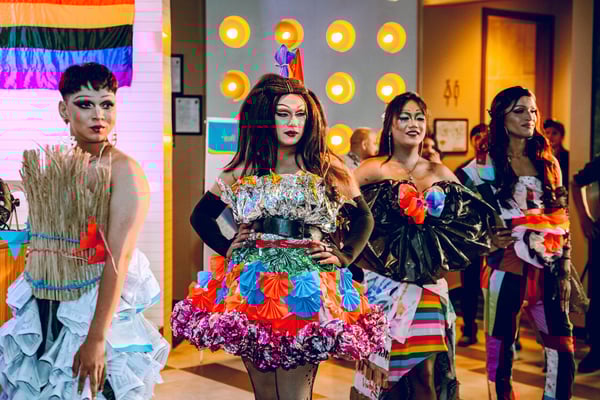 Eleganza Extravaganza