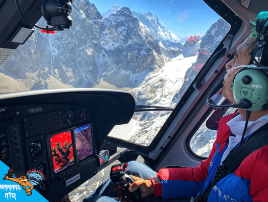 Chopper hits mountain near Everest