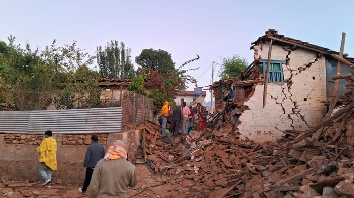 Deadly earthquake hits W Nepal