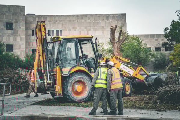 Migrant workers in wartime