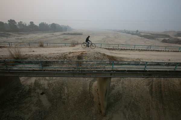 Drawing a line in the sand