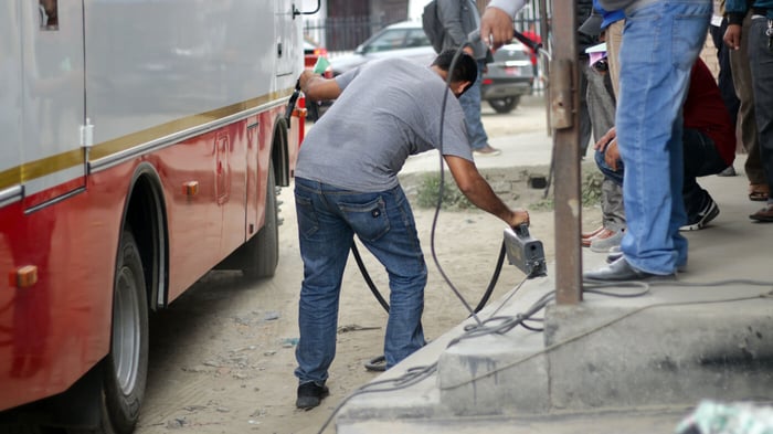 Green sticker = green light to pollute