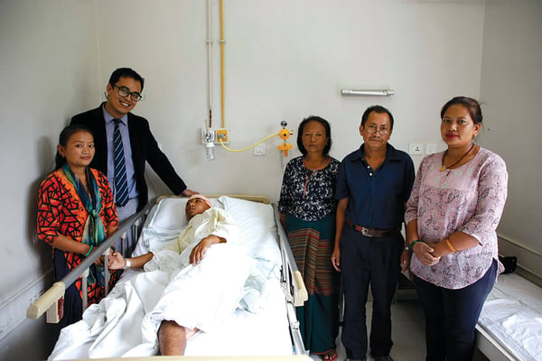 Man survives steel rod piercing his head