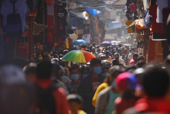 Dasain crowds disregard Covid-19 warnings