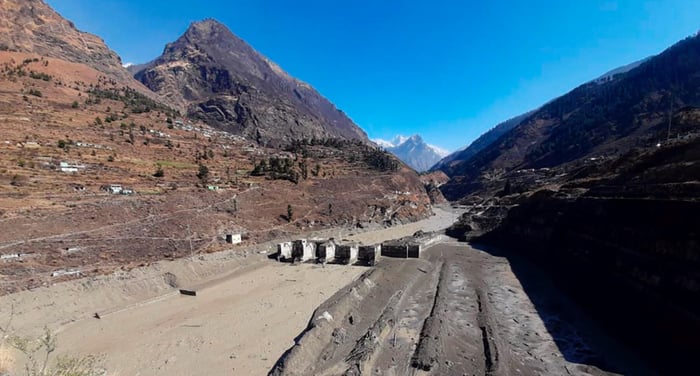 More Himalayan tsunamis