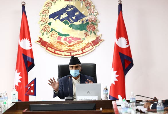 Who wants early elections, and why?