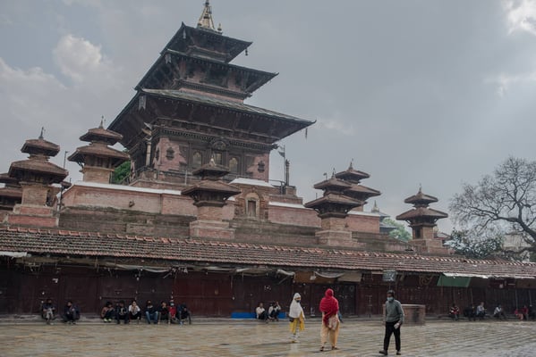 Who looted Nepal's gods?
