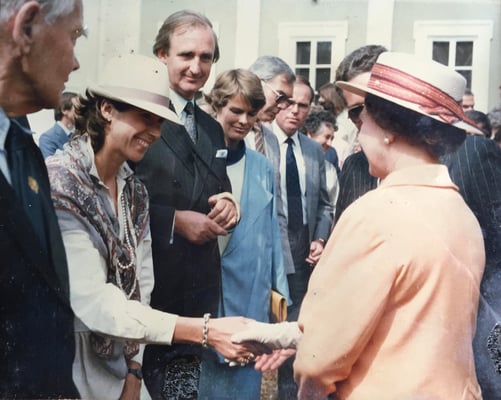 The Queen is Dead, Long Live the King